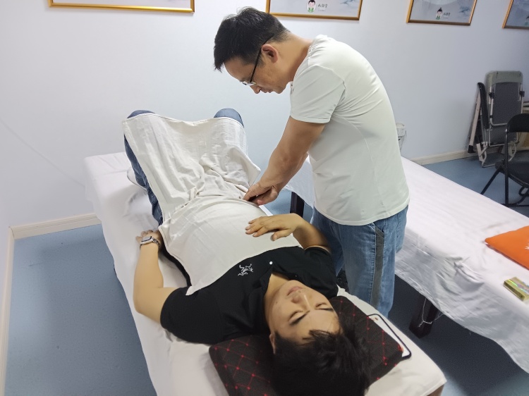 中医推拿精品班