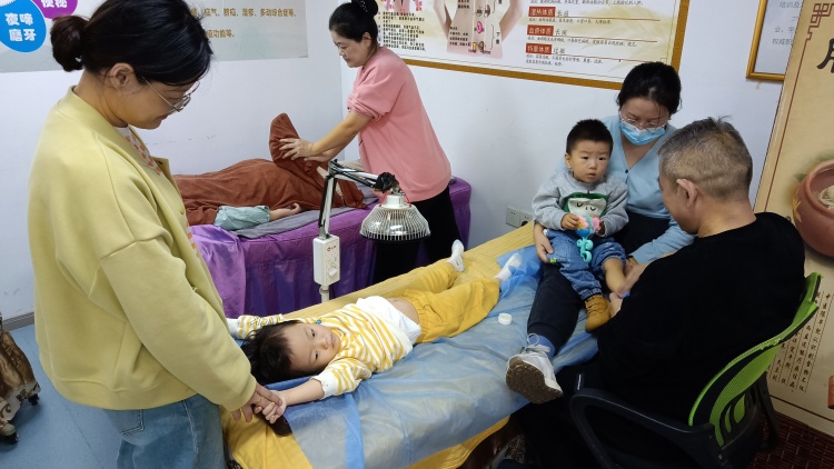 中医小儿推拿班