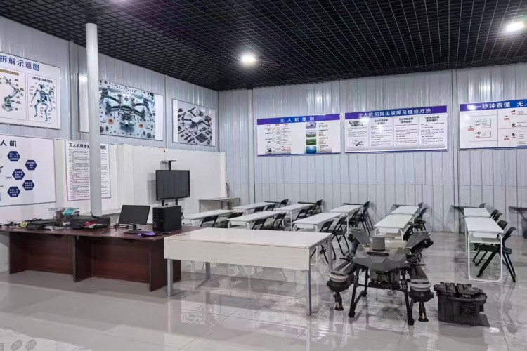 助飞无人机速成班