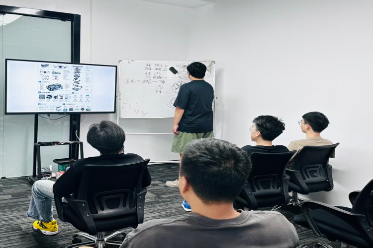 深圳无人机维修培训课程