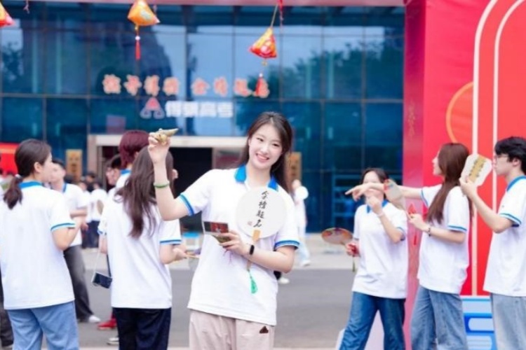 得骥高考文化集训基地环境图