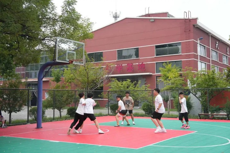 济宁太白高考补习学校