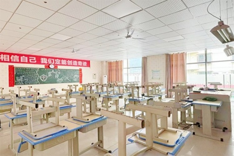 新未来高考补习学校教室