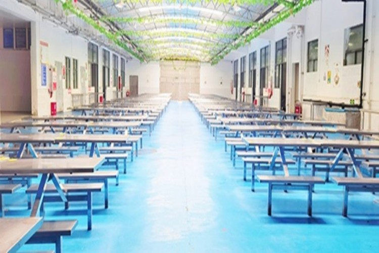 新未来高考补习学校食堂