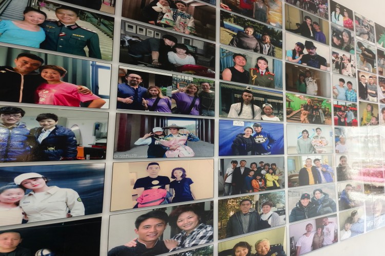 新疆秦芳影视化妆培训环境图