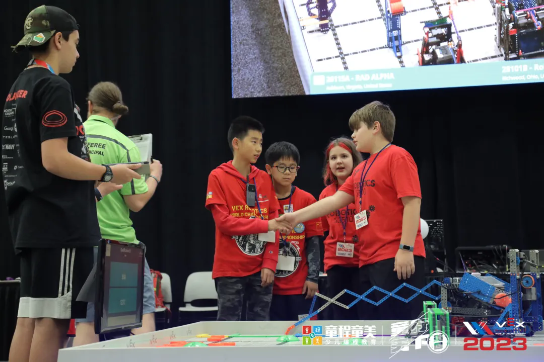 编程家长说 | “女儿吵着学编程”，从玩乐高到参加科创活动，她竟然变化这么大！