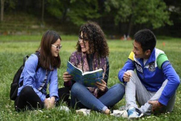 力荐!福建省厦门意大利留学中介本地优选实力机构