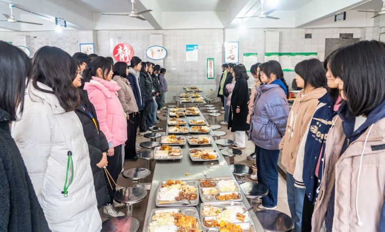 重庆渝西艺术学校食堂