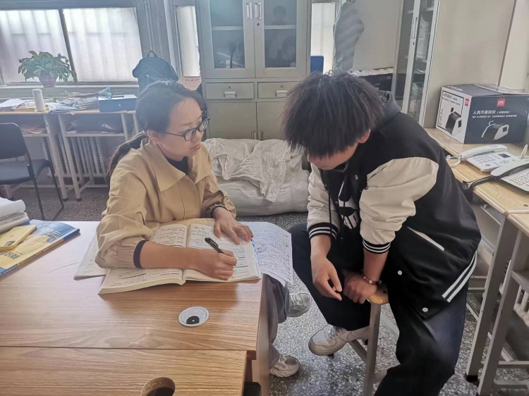 太原宏楼教育