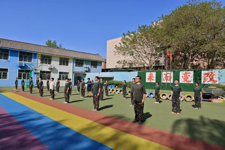 西安军培青少年素质教育训练