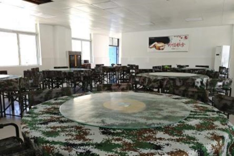 安徽启善青少年素质教育校区食堂