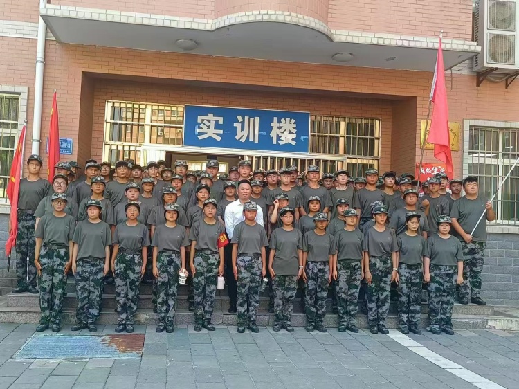 谭思想特训向阳校区学生风采展示