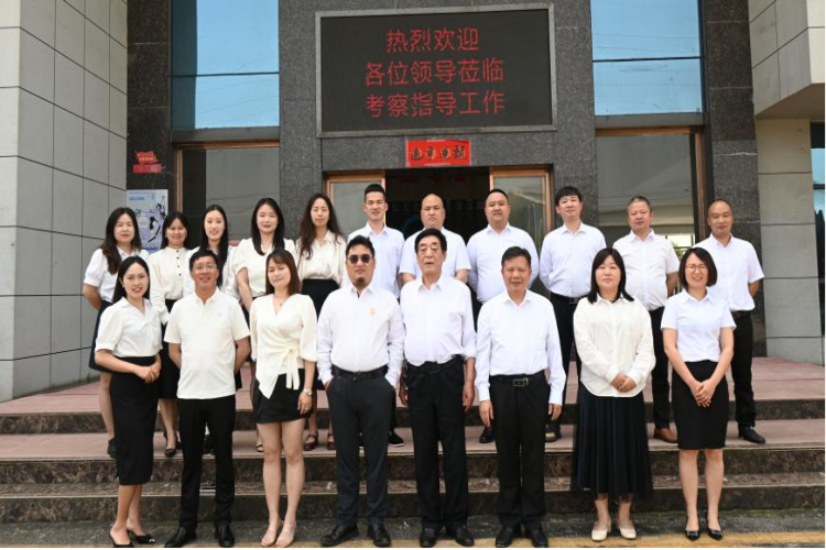 娄底湘中领航铁路卫生职业学校