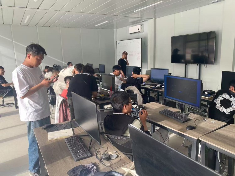 上海申翼飞科无人机教学场地