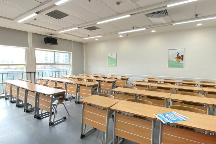哈尔滨新东方培训学校教室