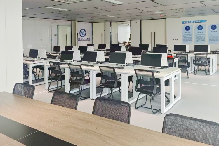 广东燕航无人机学院