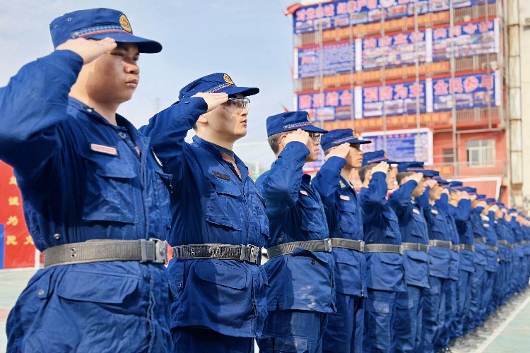 军晨火焰蓝训练基地