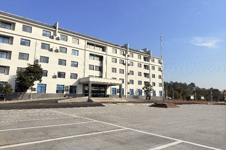 军晨火焰蓝训练基地