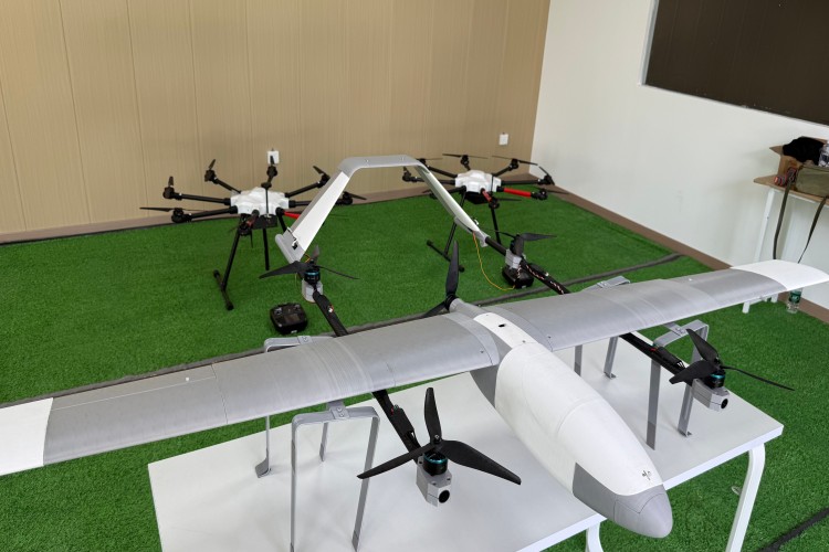 西安城翼讯无人机校区环境