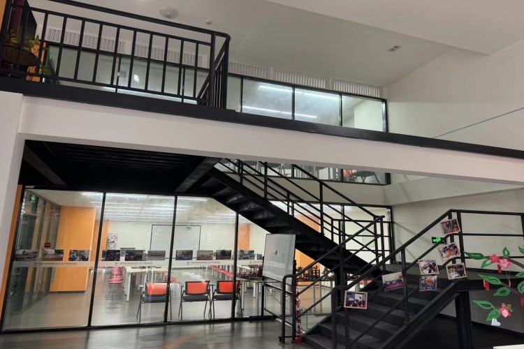 成都杰飞航空环境图