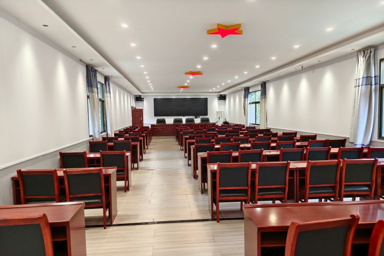 安康精睿正向引导基地校区环境图