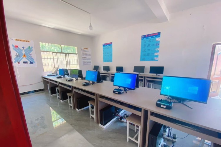 贵州长鹰无人机环境图