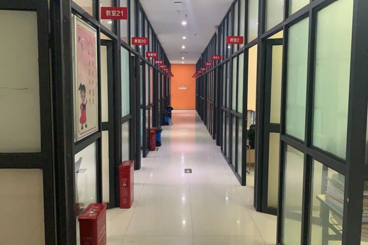 洛阳彩虹教育校区环境图