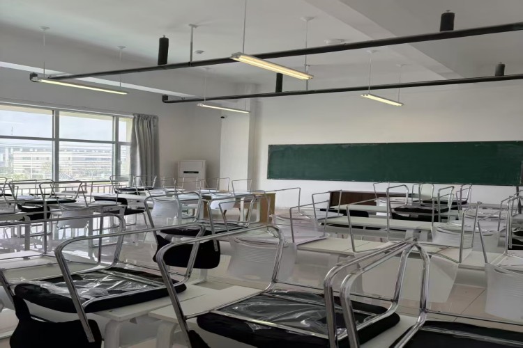 山东众志博远教育教室环境