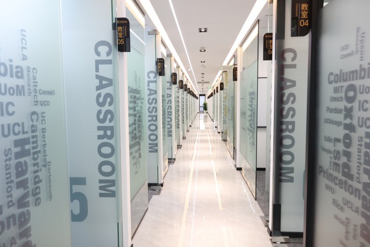 上海菠萝国际教育环境图