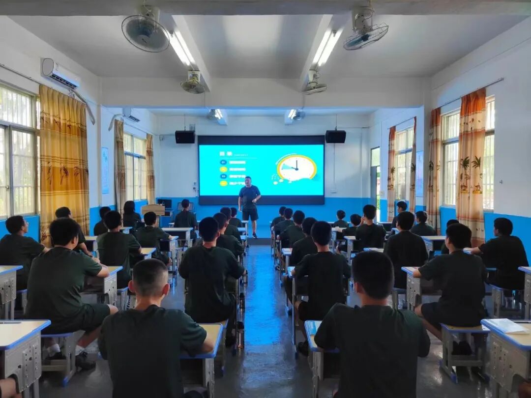 揭阳玉蓝教育基地校区环境图片