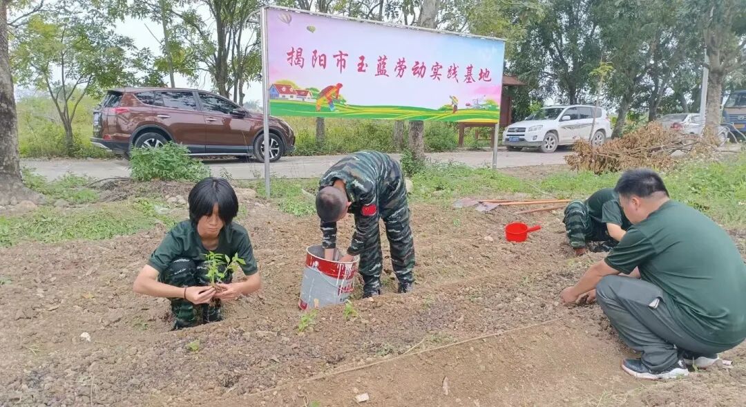揭阳玉蓝教育基地校区环境图片