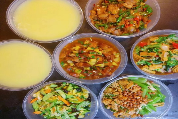 郑州东朗教育食宿