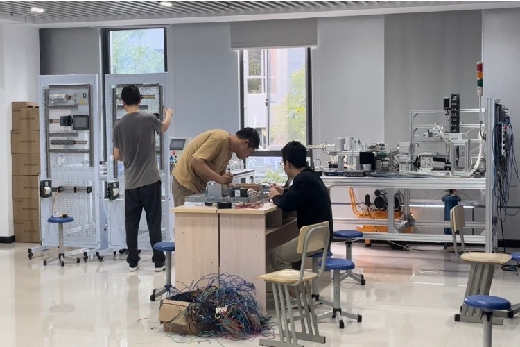 合肥新工科智能制造学院校区环境图