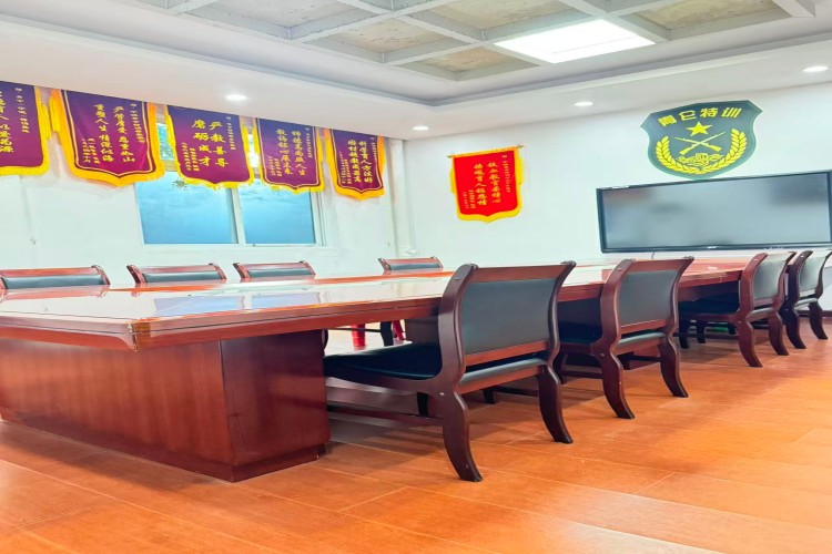 宁波青仑特训营地