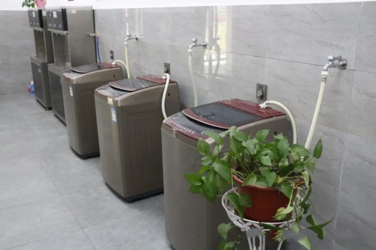 乌鲁木齐华实教育学校环境图