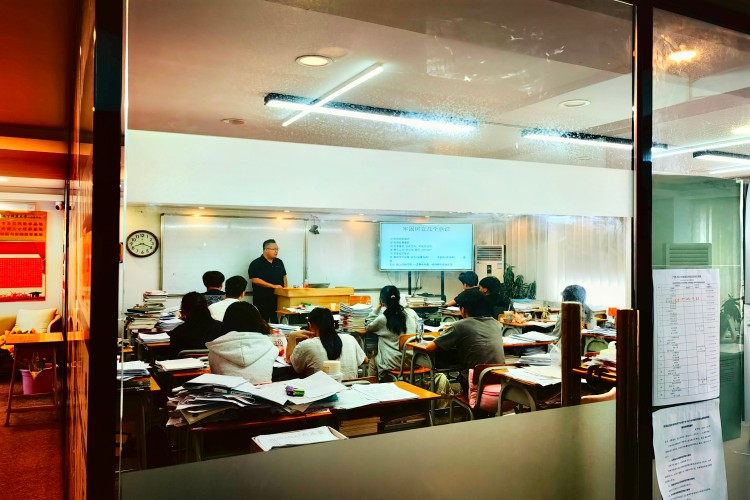 广西京北教育教室环境