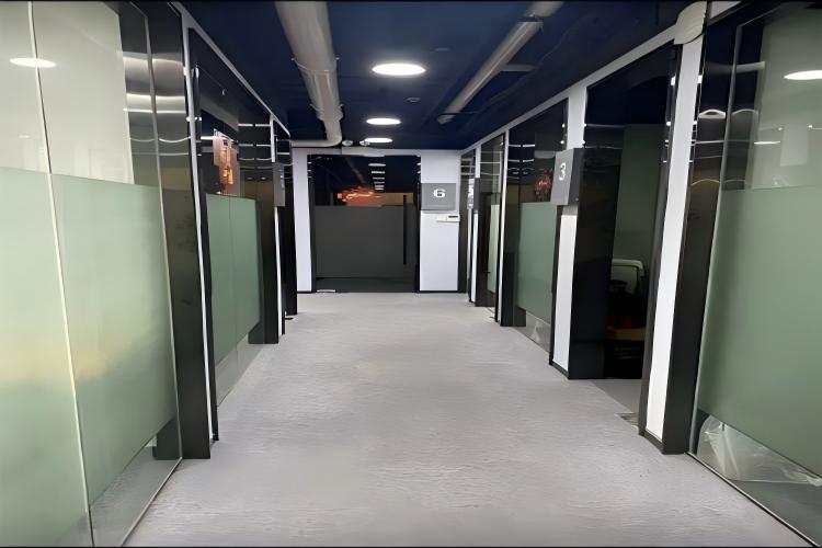 上海朗优教育环境图