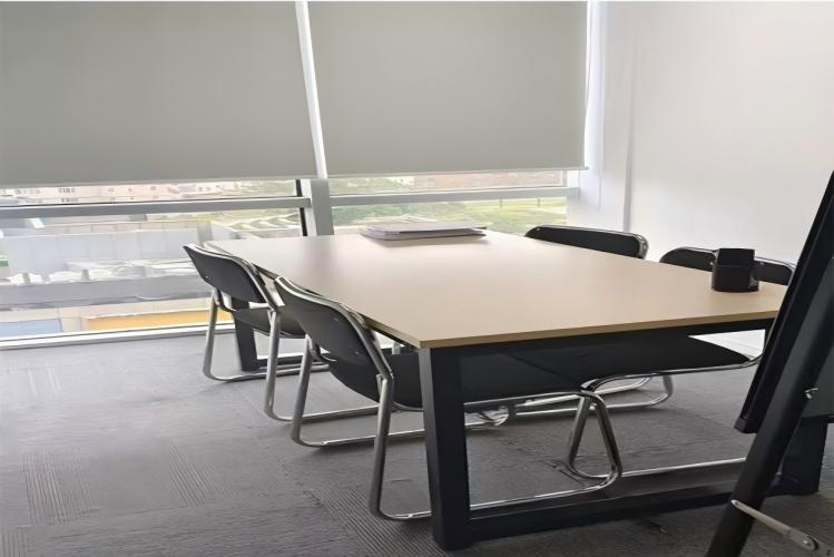 上海朗优教育环境图