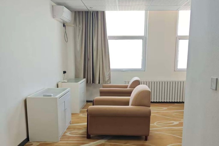 新疆鸿轩教育学校环境图