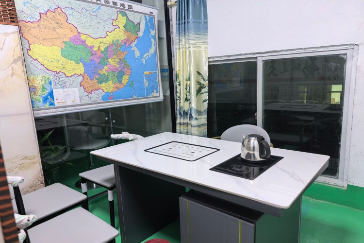 深圳优异数控培训学校环境图