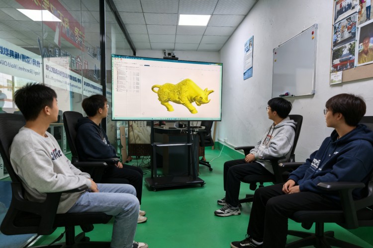 深圳优异数控培训学校环境图