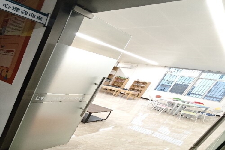 七彩凤凰·润泽青少年特训学校学校环境图