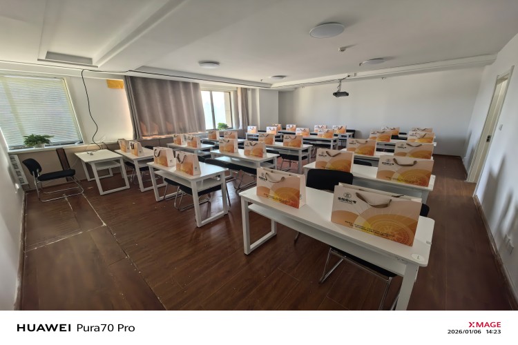 青海金指南公考