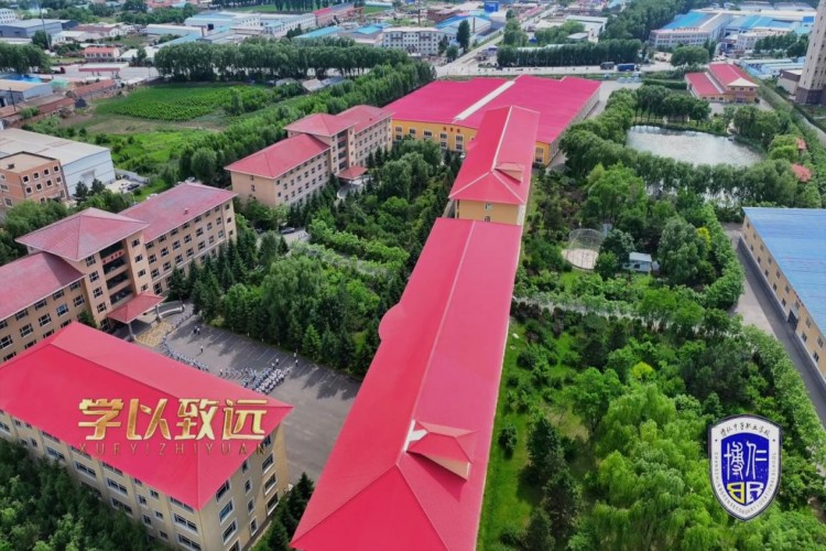 长春博仁中等职业学校校区环境图