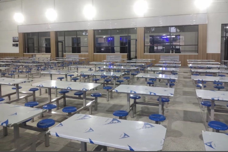 江苏华钧教育环境图