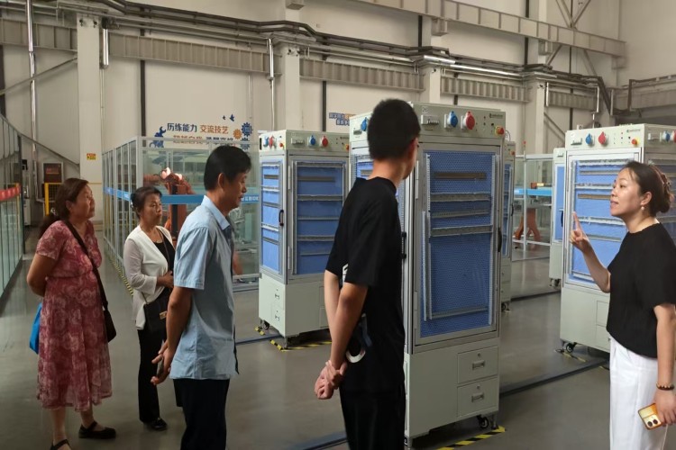 焜曦教育淄博校区