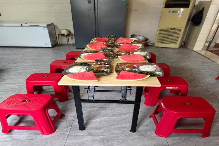 广西柳州鑫吉典青少年成长基地校区环境图