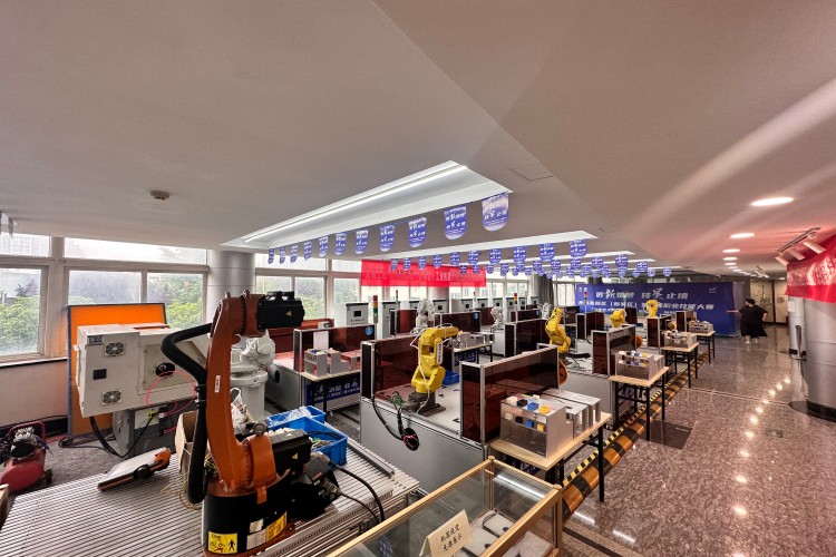 无锡锐志智能职业培训学校