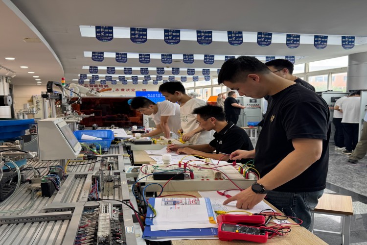 无锡锐志智能职业培训学校