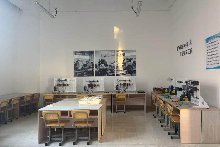 山东未莱自动化培训基地PLC实训基地